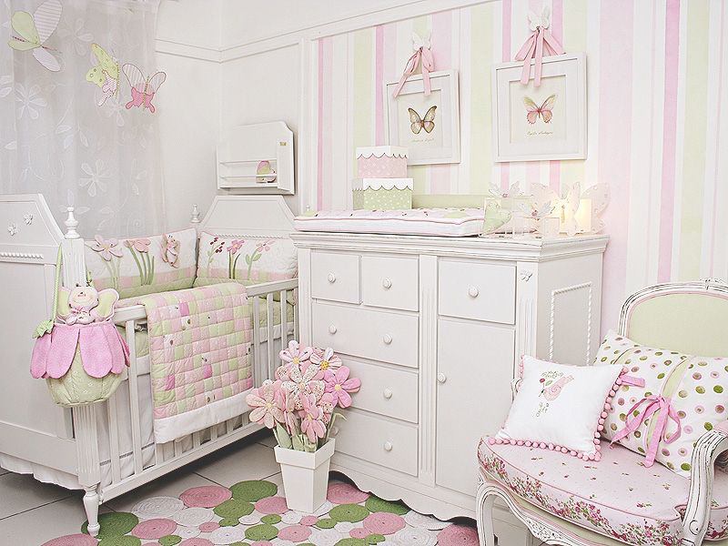 quarto de bebê menina rosa e verde