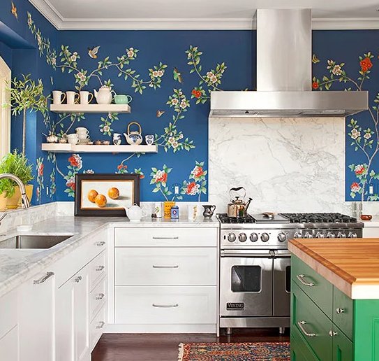 Papel de parede para cozinha com estampa floral.