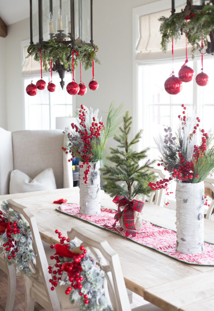 decoração de natal suspnsa e na mesa