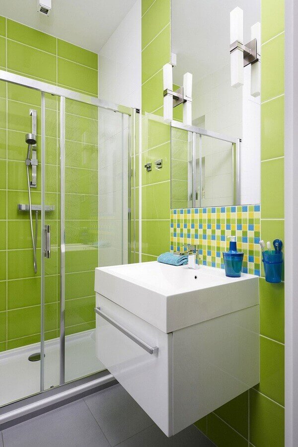 banheiro verde claro