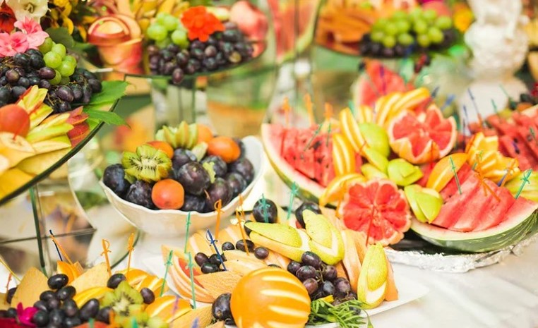 Mesa de Frutas: Veja 70+ ideias para decorar