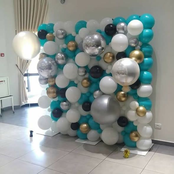 painel com balões